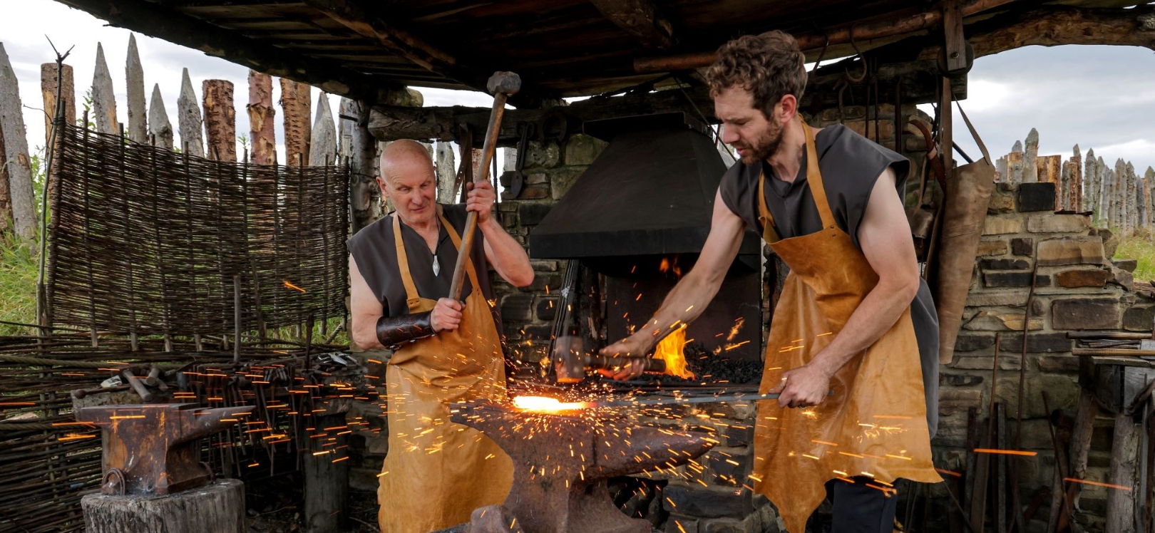 Two Vikings preparing for Kynren