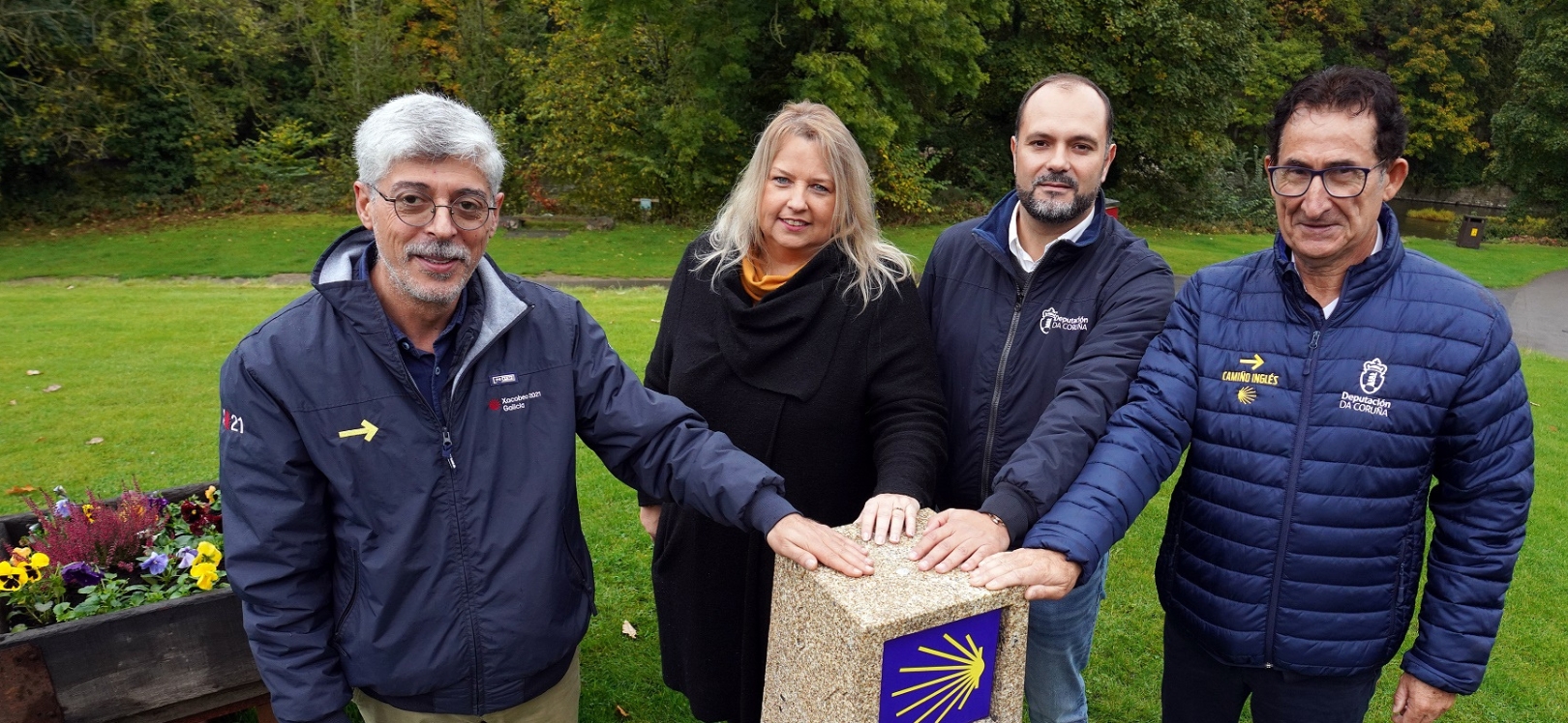 Ildefonso De La Campa, manager-director, Xacobeo Company, Xunta de Galicia (Galician Government) with Cllr Amanda Hopgood, Leader of Durham County Council; Bernardo Fernández, presidential deputy of Deputación de Coruña (ACPC); and Antonio Leira Piñeiro, Camino Depute, Deputación da Coruña (ACPC) at the way marker.